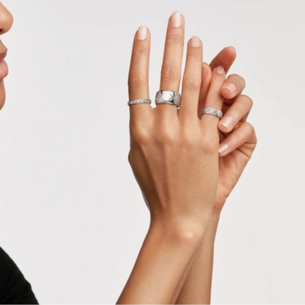 Coco crush large white gold ring - Picture 2 of 8
